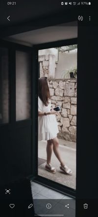 Laura profile picture