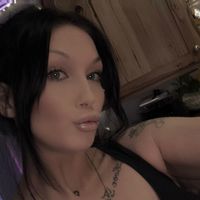 Courtney johnston profile picture