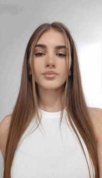 AdelaH profile picture