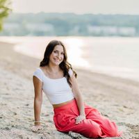 Rebecca Ellen profile picture