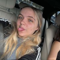 nikki checa profile picture