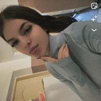 Selena profile picture