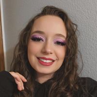 Cassie C profile picture