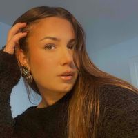 Irina✌🏼 profile picture