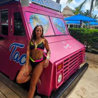 Danielle Walker profile picture