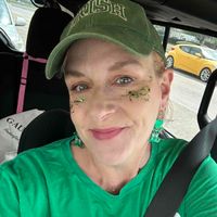 Liz Perry profile picture