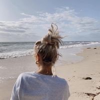 her everyday edit profile picture