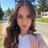 Alina profile picture