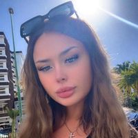 Olivia Paige profile picture