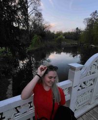 Sara profile picture