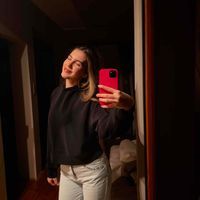 Elena profile picture