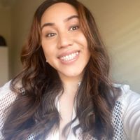Suzie Raeli profile picture
