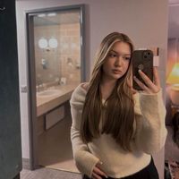 Simona Mitrova profile picture