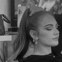 Nejla profile picture