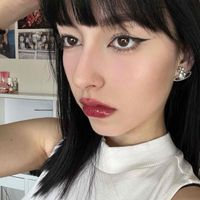Lana Y 🐱 profile picture