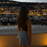 Lara profile picture