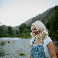 Bella Haines profile picture