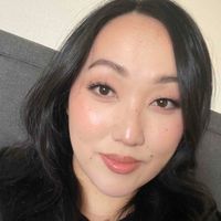 Emily Lo profile picture