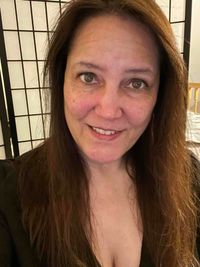 Amy's Essentials profile picture