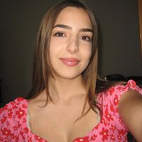 Angela profile picture