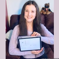 Laura profile picture