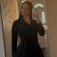 Emilia profile picture