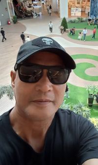 Arnel Escatron @ One Stop Shop profile picture