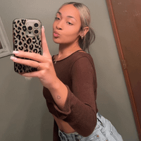 Samantha Jane Hall profile picture