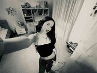 Lola Lakusic profile picture