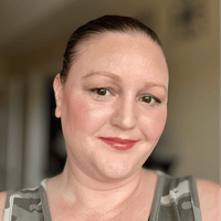 Amanda Armstrong profile picture