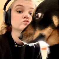 Nic from The Glitter Cult profile picture