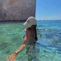 Mia Rowan profile picture