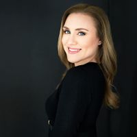 Kirsten Fredrickson | Makeup Artist & Esthetician profile picture