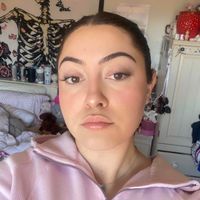 Angel Medeiros profile picture