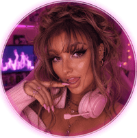Lola Lewinsky 🧚🏼‍♀️ profile picture