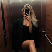E profile picture