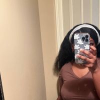 Laura G profile picture
