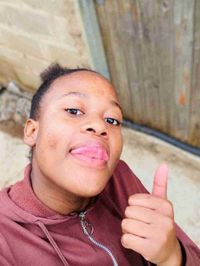 Londy Mabika profile picture