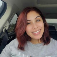 Itzel Esparza profile picture