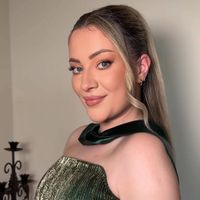 Debora profile picture