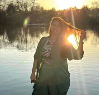 Elena Rev profile picture