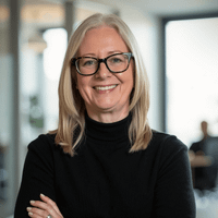 mary majetich profile picture