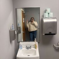 val profile picture