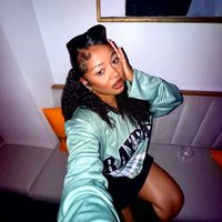 Rya Nova profile picture