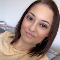 Nicole DeMet | Oakley Avenue profile picture