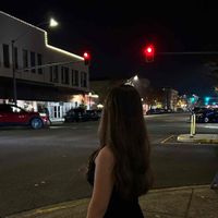 Vika Manuylov profile picture