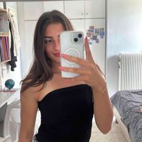 Ellie profile picture