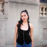 Nicole Perin profile picture