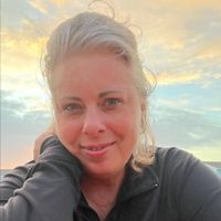 Laura Kelly-Pifer profile picture
