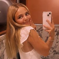 Lucy Myers profile picture